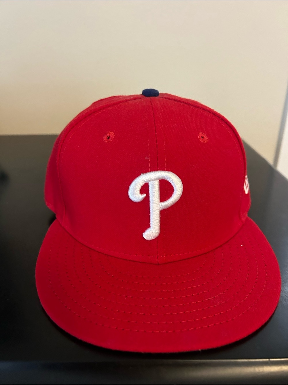 Official on field cap red Philadelphia Phillies